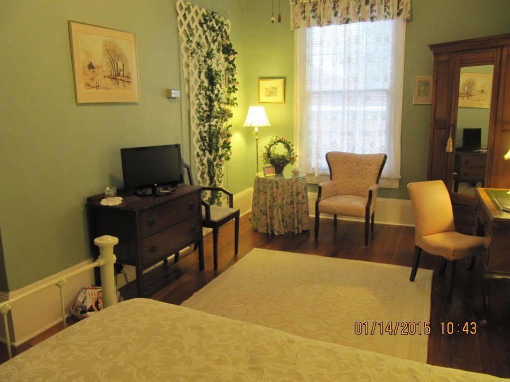 Allison House Inn Куинси Экстерьер фото
