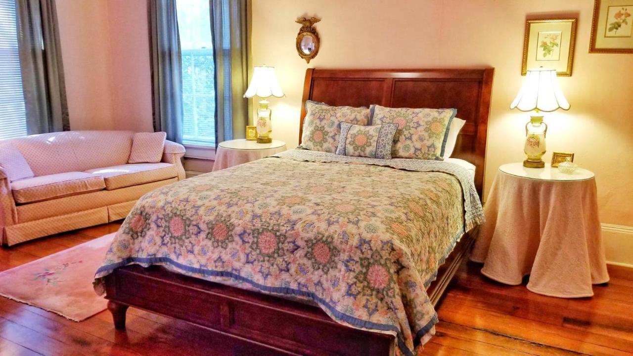 Allison House Inn Куинси Экстерьер фото